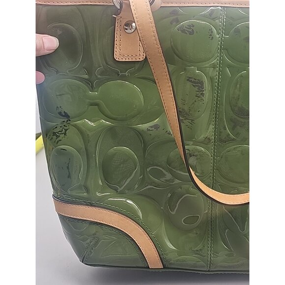 COACH F22322 PEYTON Embossed Green Medium Purse / Hand Bag Flaw - Picture 11 of 11